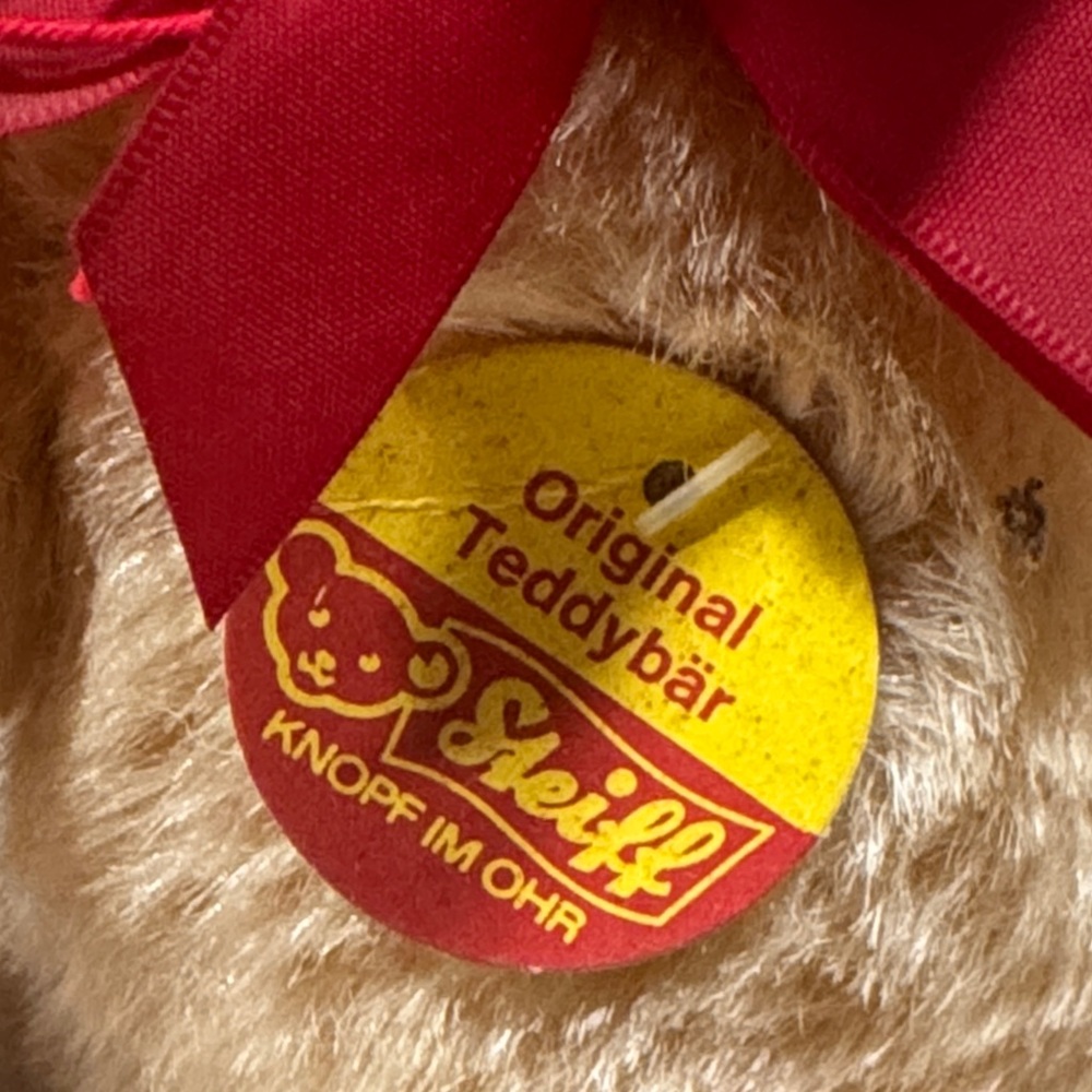 Vintage Steiff Teddy Bear 0201/26 w/ Button in Ear, Tags & Ribbon - Picture 2 of 8